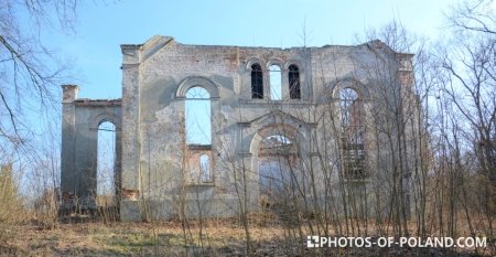 Niwiska ruins of a protestant church